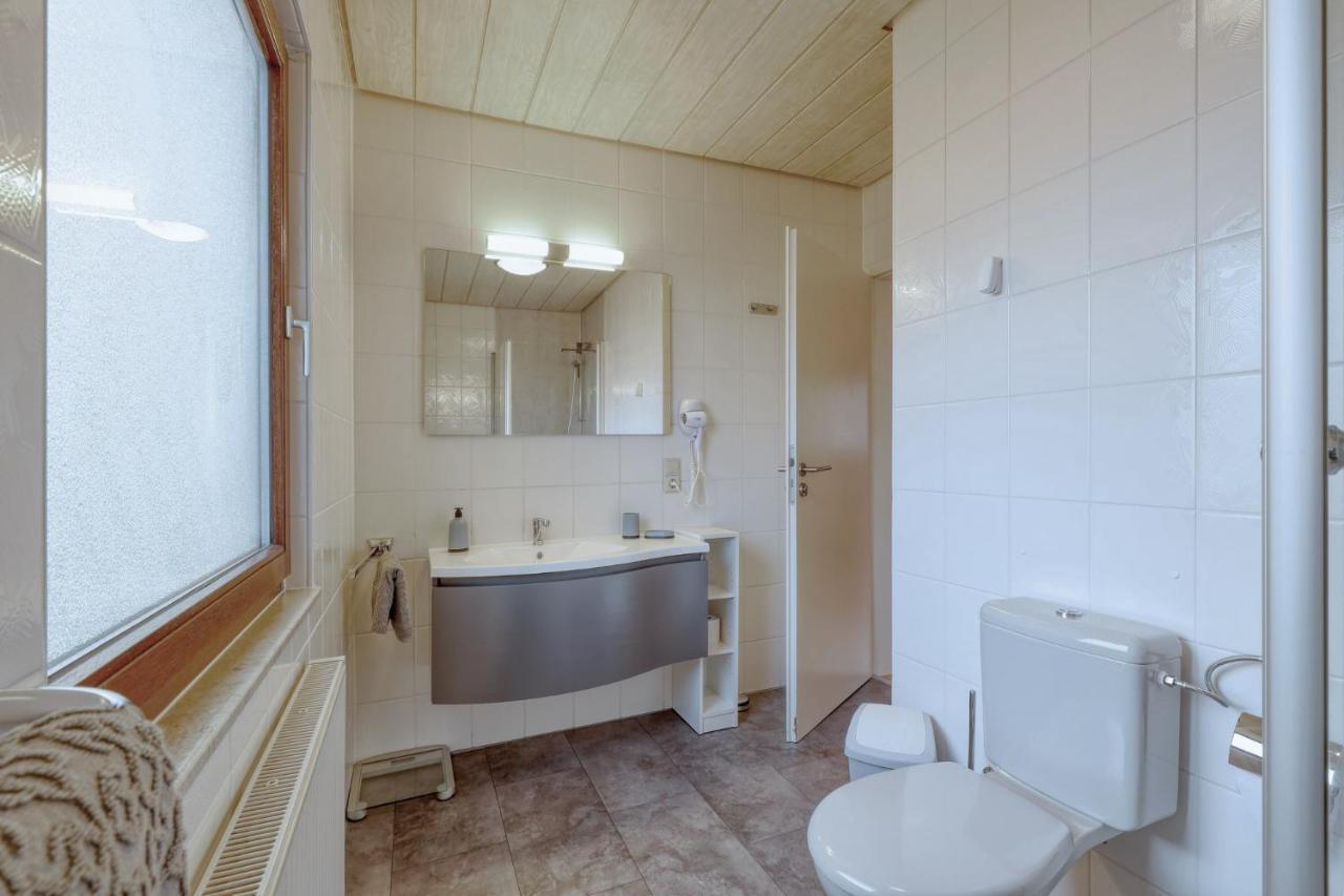 Seepark Kirchheim Ferienhaus Bei Anne Mit Sauna Ngoại thất bức ảnh