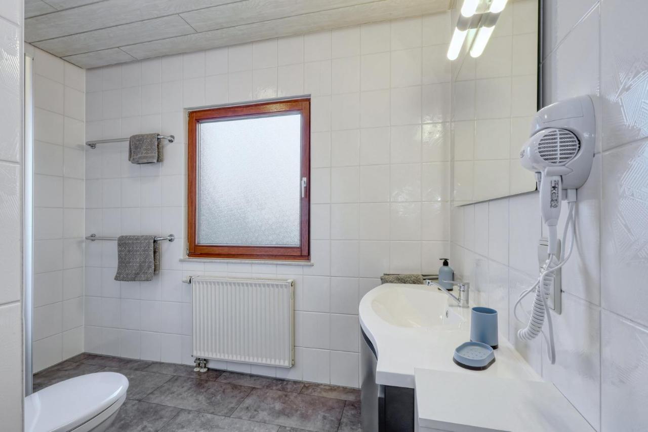 Seepark Kirchheim Ferienhaus Bei Anne Mit Sauna Ngoại thất bức ảnh